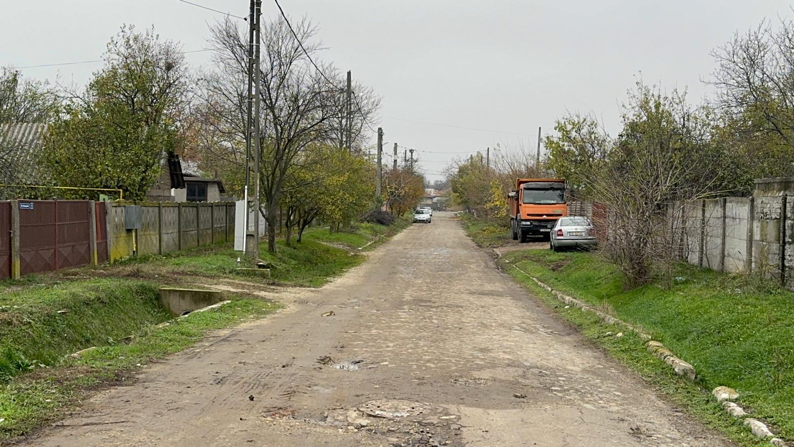 strada-neasfaltata-rosiori de vede